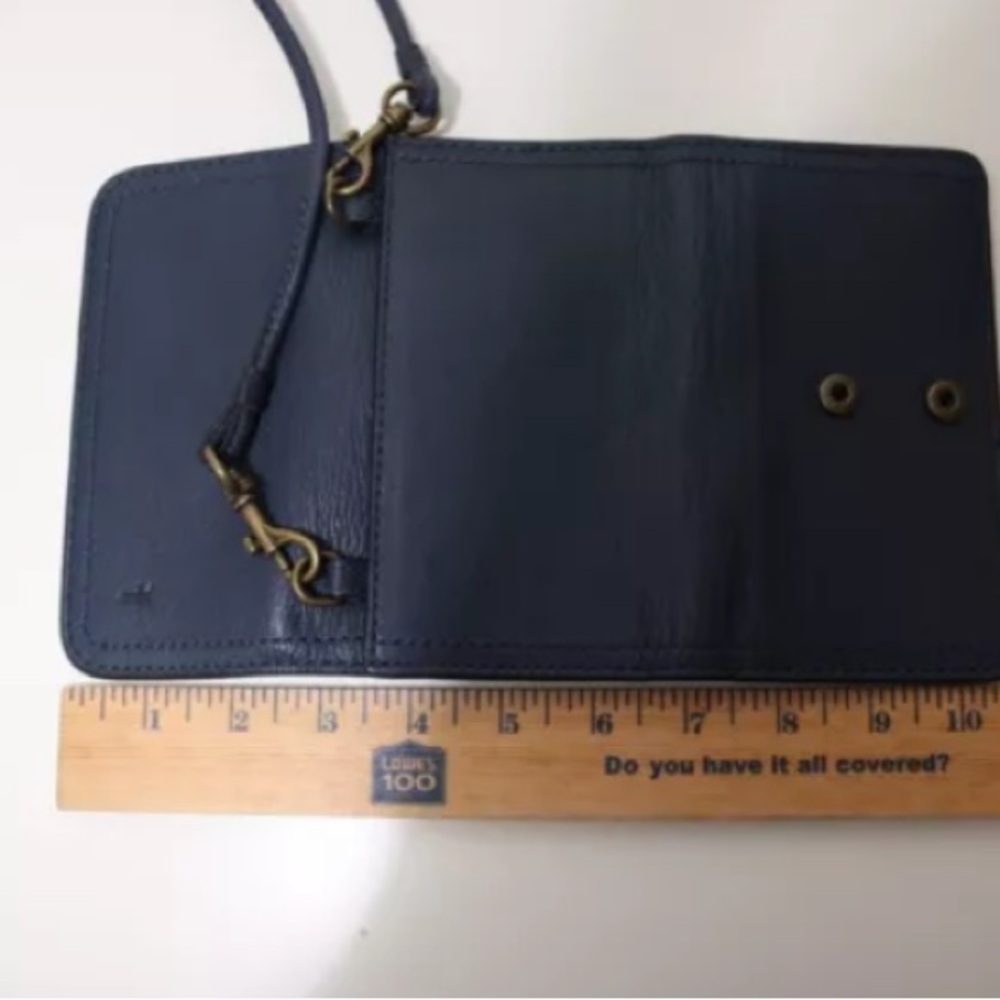 Nwt- Frye navy crossbody wallet lily MINT! - Picture 4 of 7